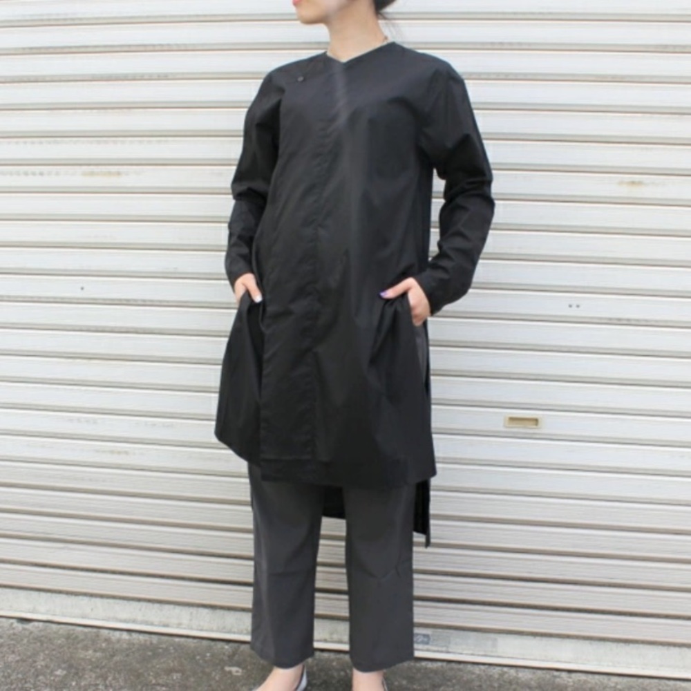 Faye Toogood Black Linen Glassblower Tunic